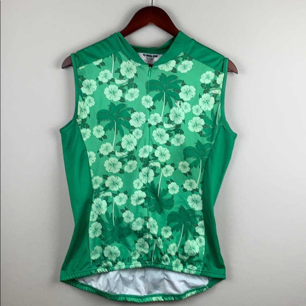Sleeveless Cuclibg Top in fun green pattern